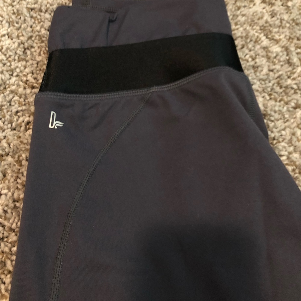 Fabletics charcoal 7/8 leggings